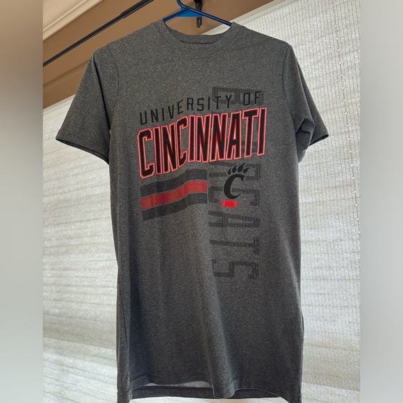 Other - University of Cincinnati shirt